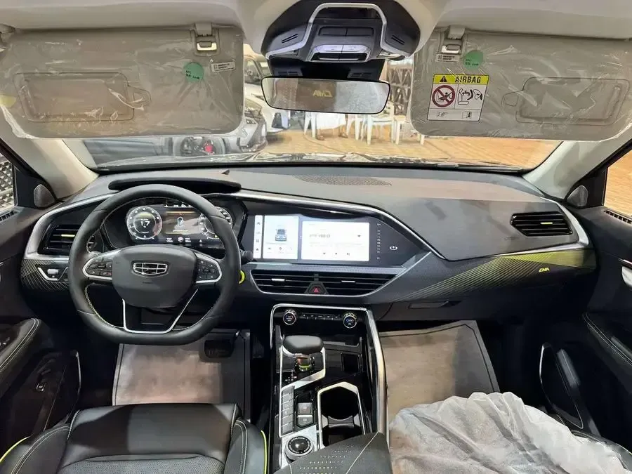 2025 Geely TUGELLA Luxury GL 