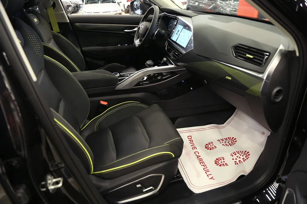 2025 Geely TUGELLA GF+  