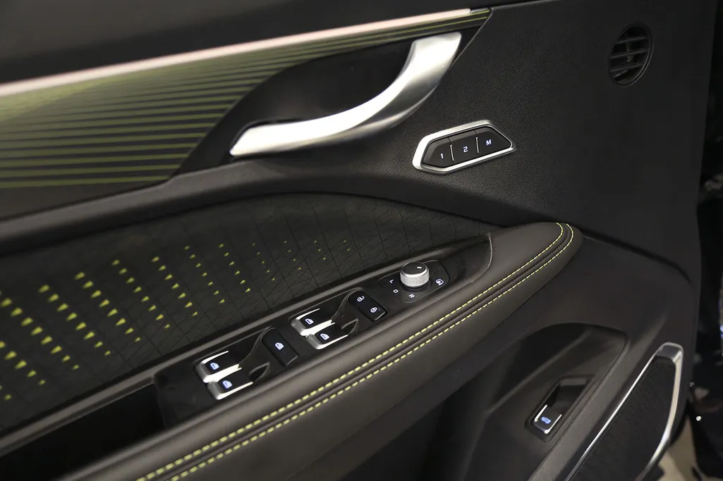 2025 Geely TUGELLA GF+  