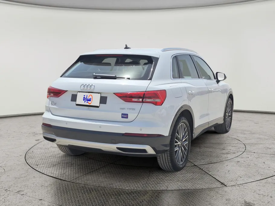 2023 Audi Q3 35 TFSl 