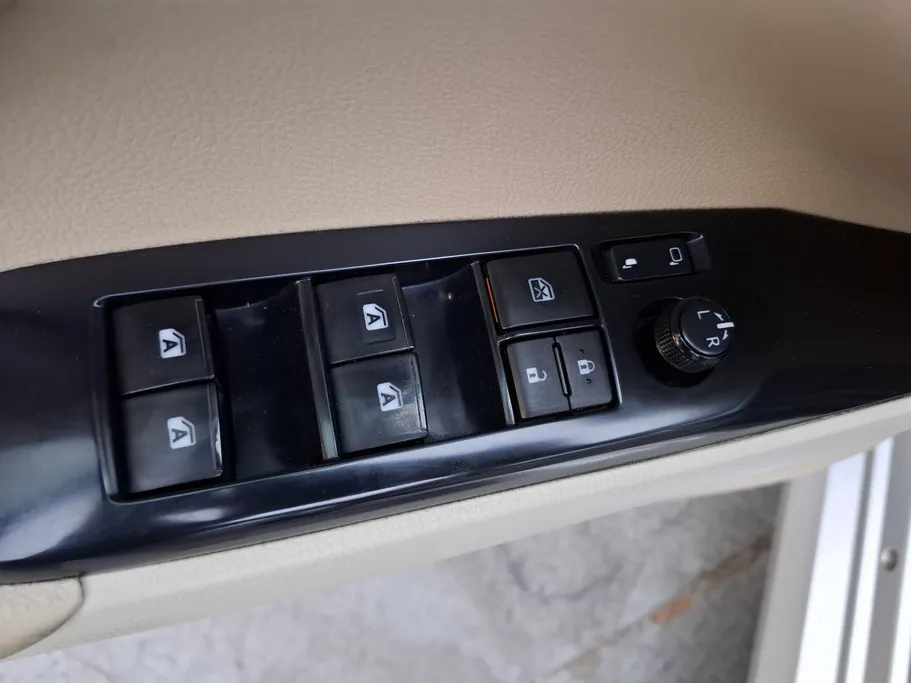تويوتا كامري GLE 2019 