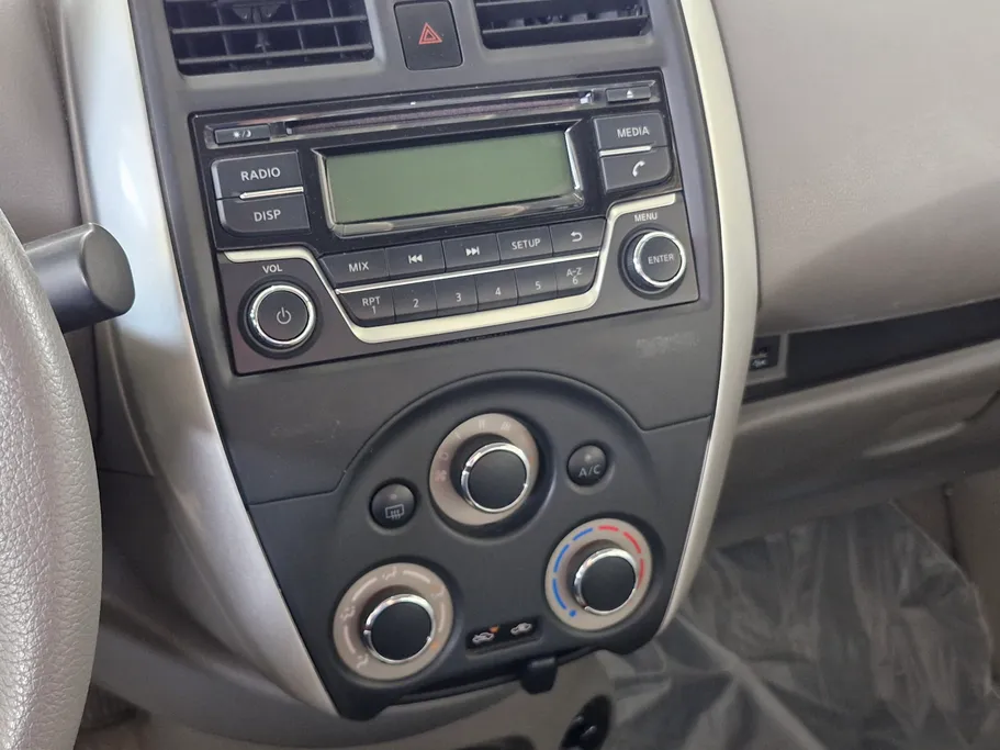 2022 Nissan Sunny SV 
