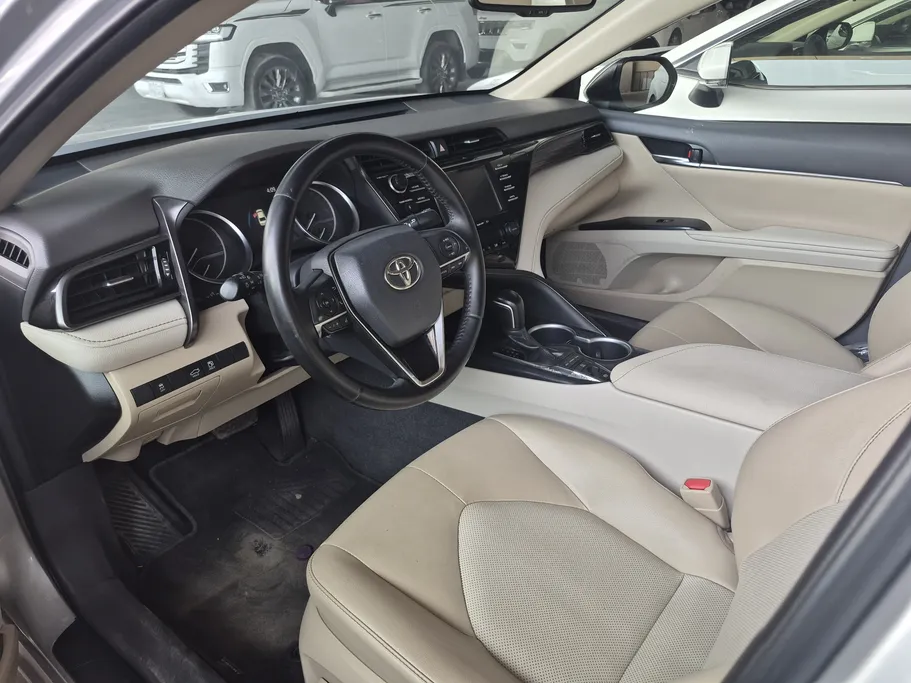 2020 Toyota Camry  Limited 