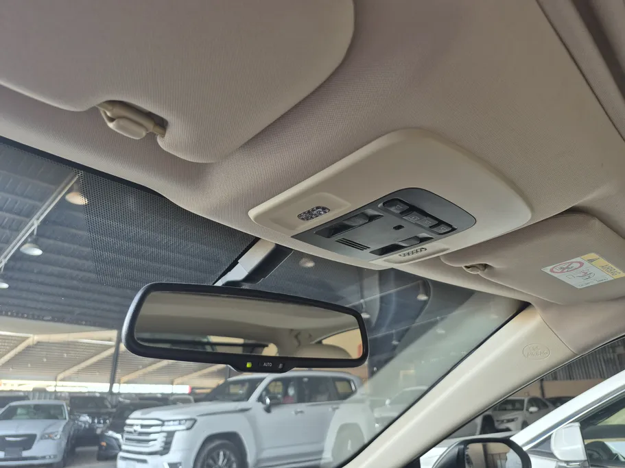 2020 Toyota Camry  Limited 