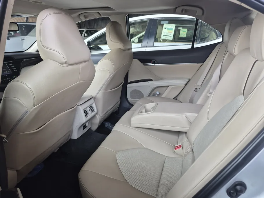 2020 Toyota Camry  Limited 