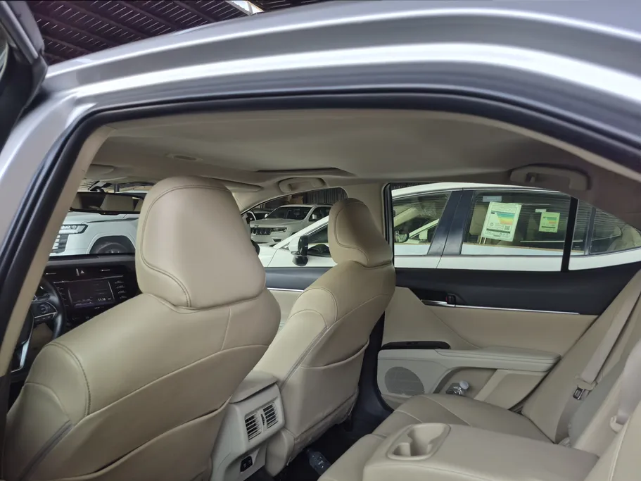 2020 Toyota Camry  Limited 