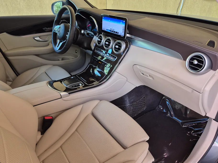 2020 Mercedes GLC 200 