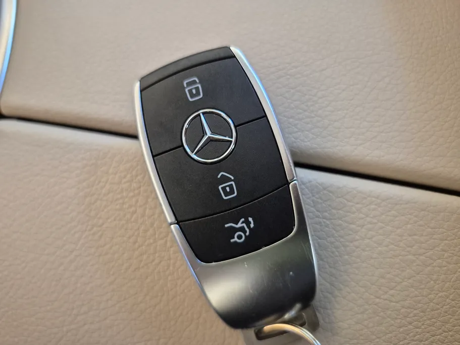 2020 Mercedes GLC 200 