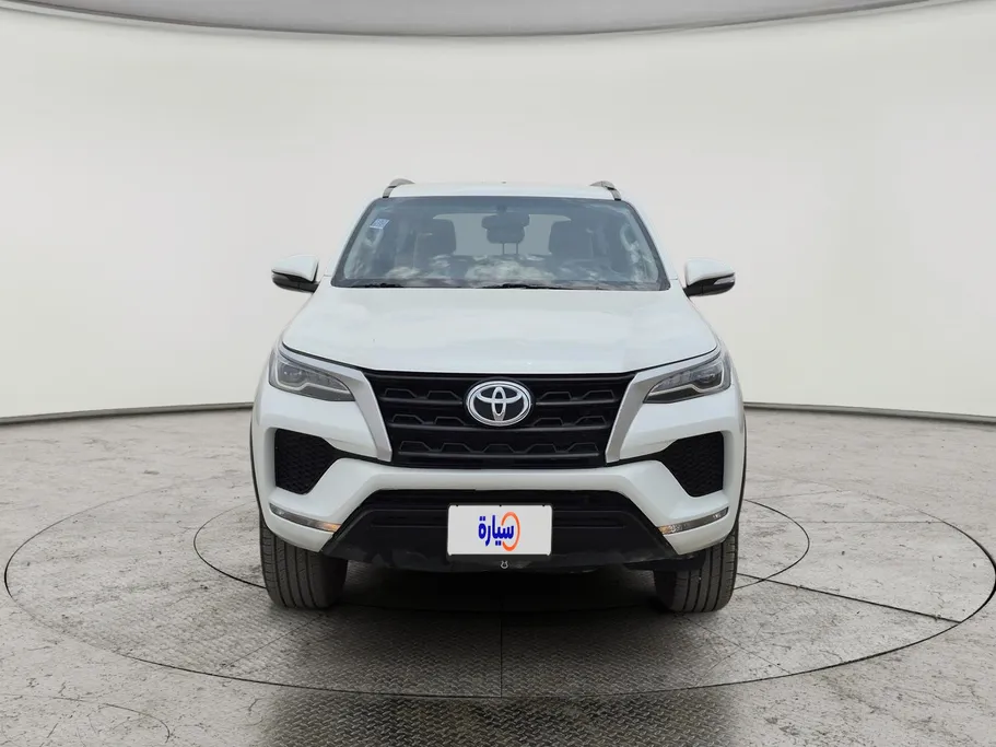 2022 Toyota Fortuner GX2 4x4 