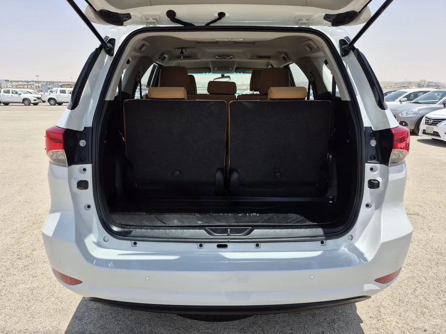 2022 Toyota Fortuner GX2 4x4 