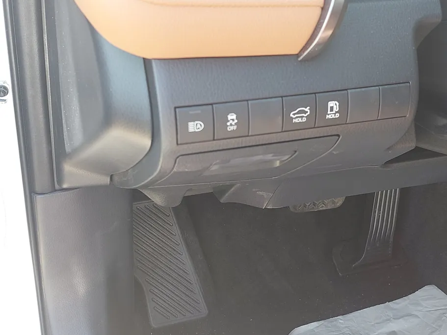 2024 Toyota Camry  GRANDE HEV 