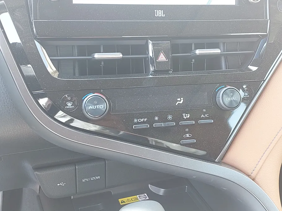 2024 Toyota Camry  GRANDE HEV 