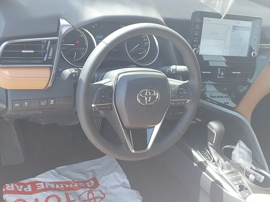 2024 Toyota Camry  GRANDE HEV 
