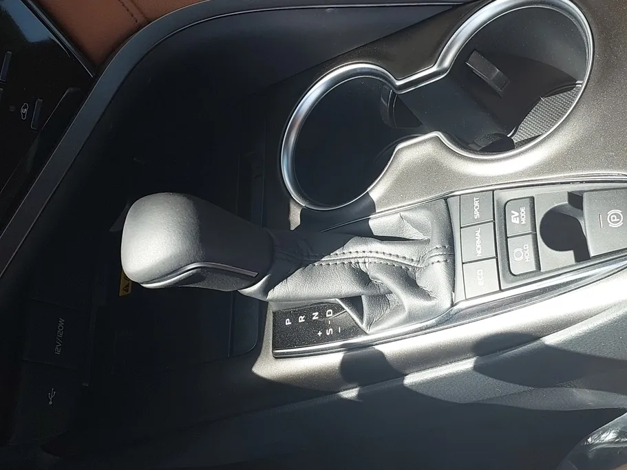 2024 Toyota Camry  GRANDE HEV 
