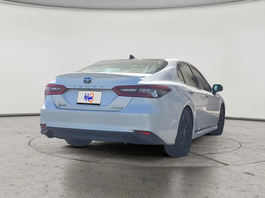 2024 Toyota Camry  GRANDE HEV 