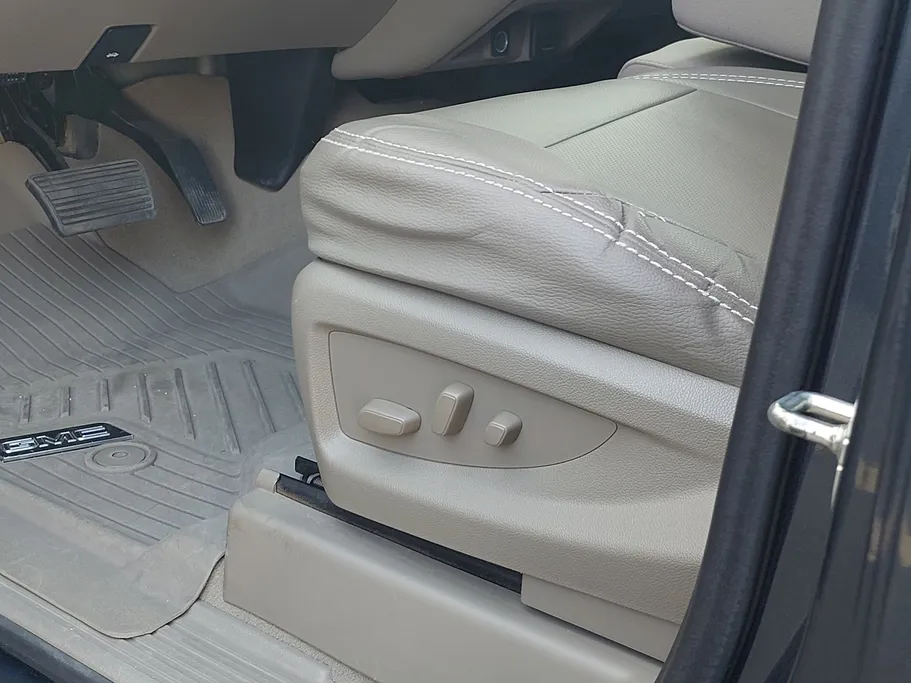 2020 GMC Yukon SLE 