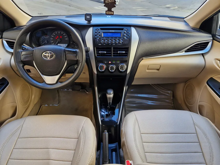 2019 Toyota Yaris  Y 