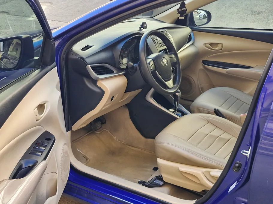 2019 Toyota Yaris  Y 