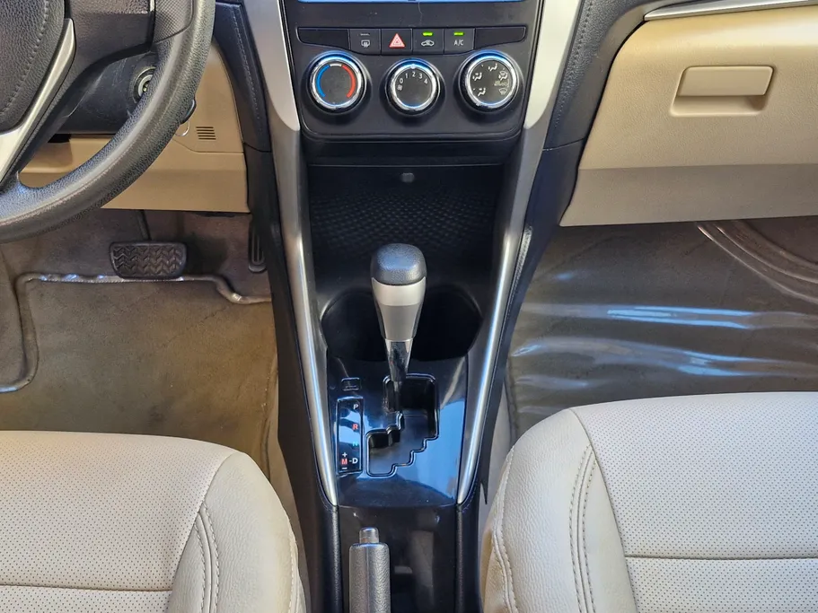 2019 Toyota Yaris  Y 