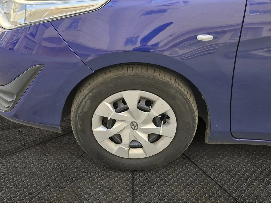 2019 Toyota Yaris  Y 