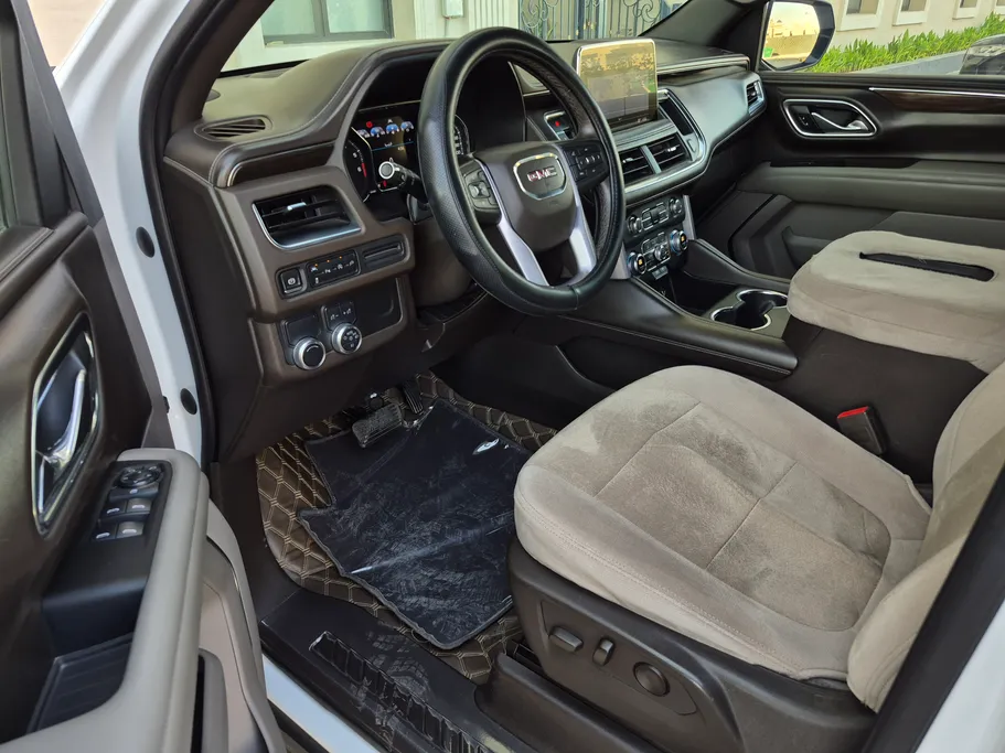 2021 GMC Yukon SLE 