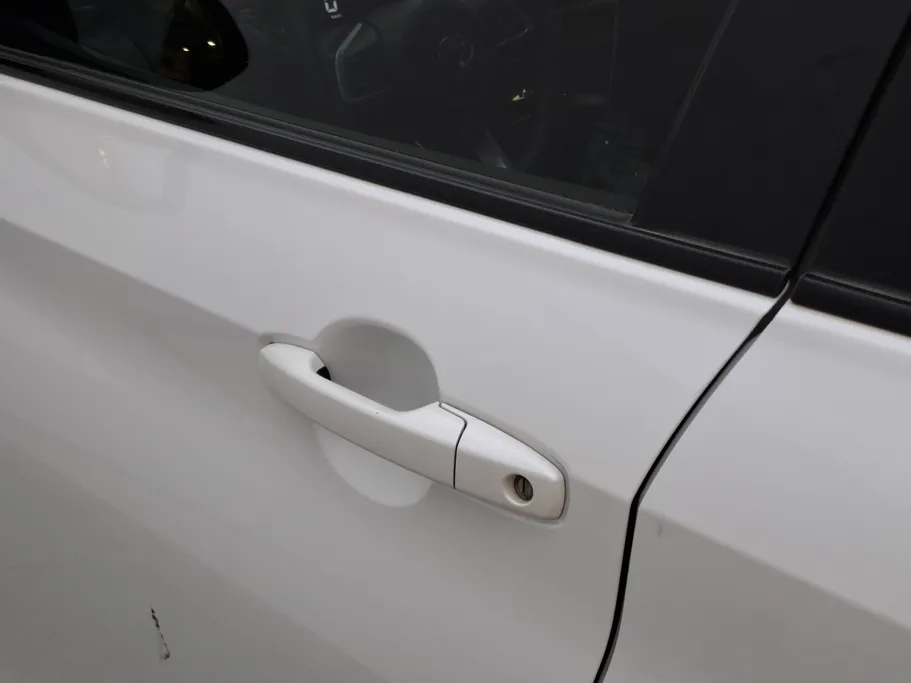 2024 Toyota Yaris  Y Plus 