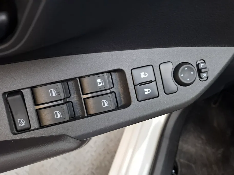 2024 Toyota Yaris  Y Plus 