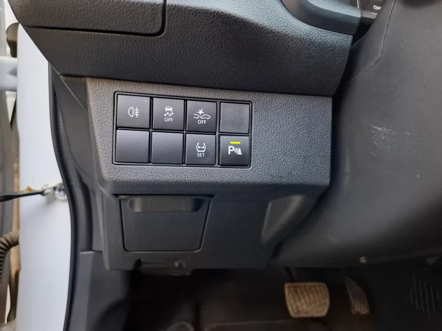 2024 Toyota Yaris  Y Plus 
