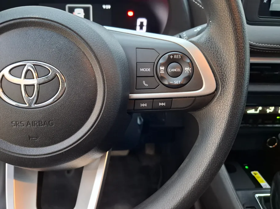 2024 Toyota Yaris  Y Plus 