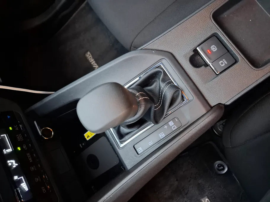 2024 Toyota Yaris  Y Plus 