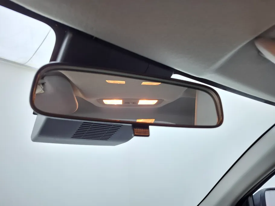 2024 Toyota Yaris  Y Plus 