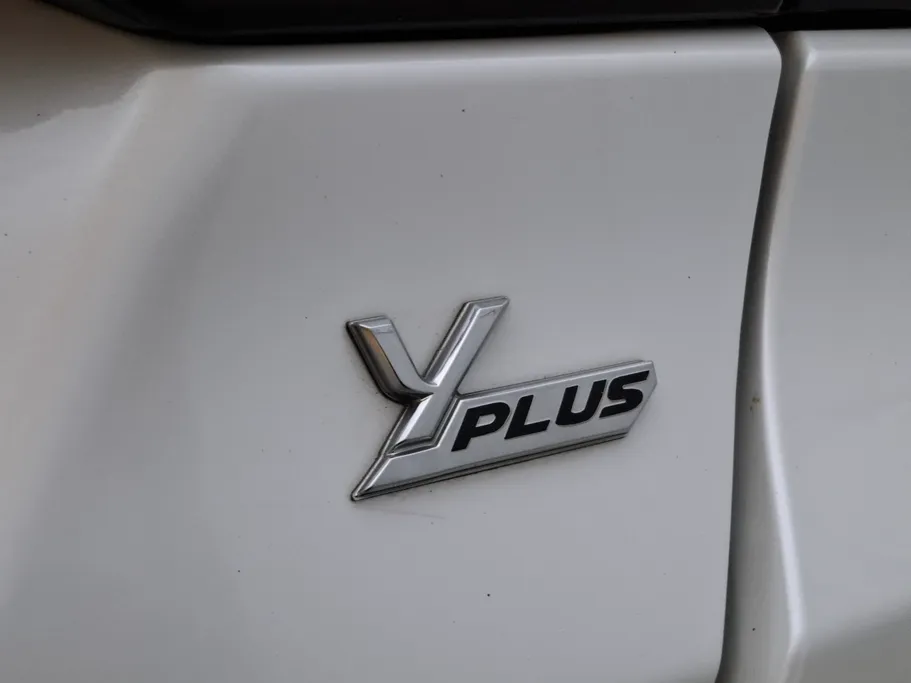2024 Toyota Yaris  Y Plus 