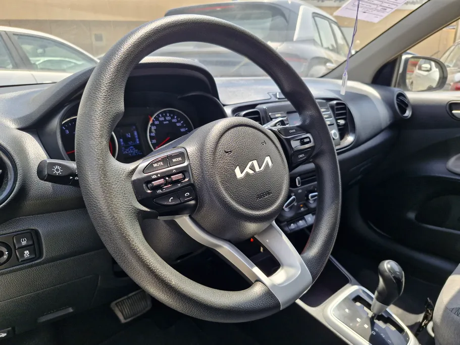 2024 Kia Pegas LX 