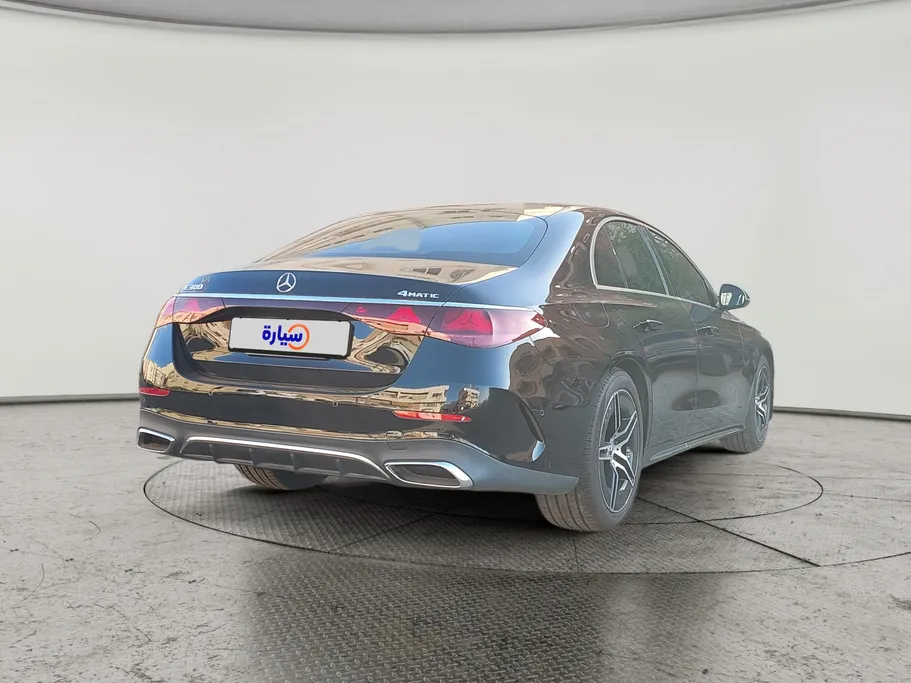 مرسيدس E 300 2024 