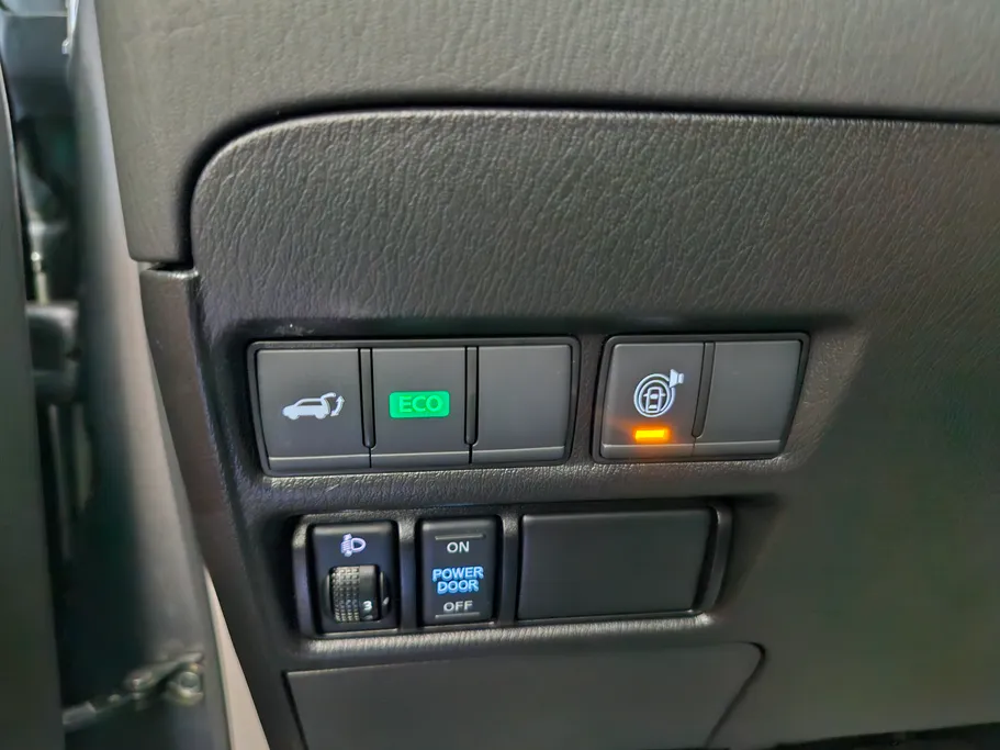 2023 Nissan Patrol LE Titanium 