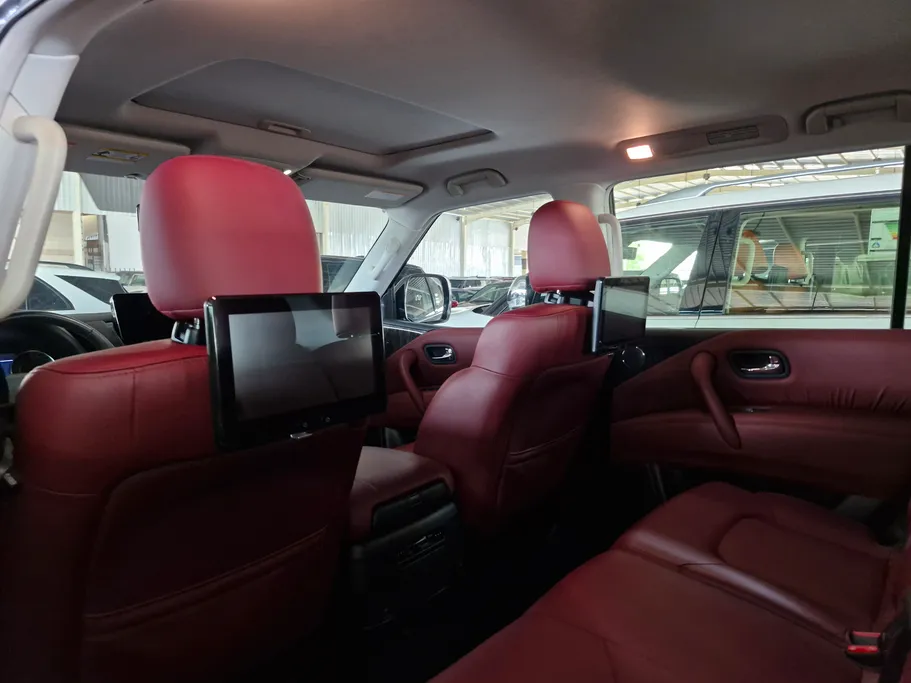 2023 Nissan Patrol LE Titanium 