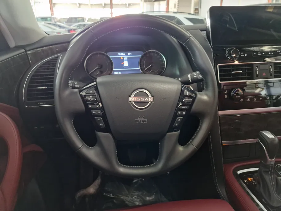2023 Nissan Patrol LE Titanium 