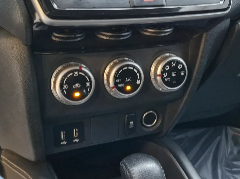 ميتسوبيشي ASX GLX 2022 
