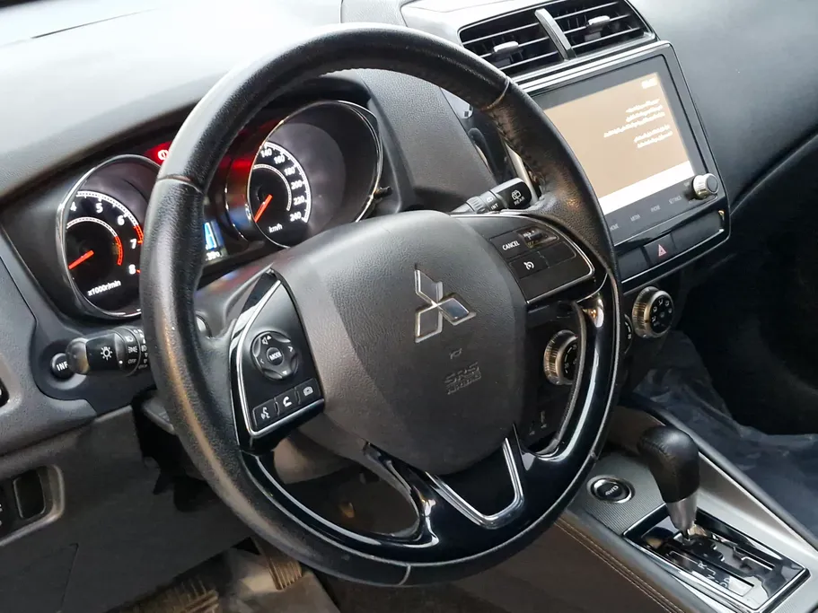 ميتسوبيشي ASX GLX 2022 