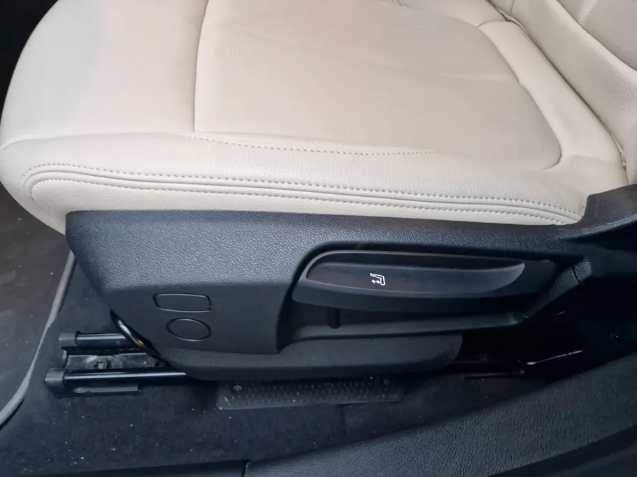 2021 BMW X Series 2 S Drive 20I 