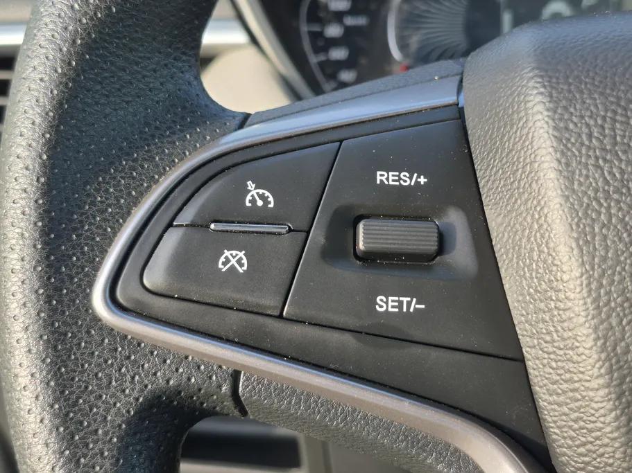 2024 Chevrolet Groove LT 