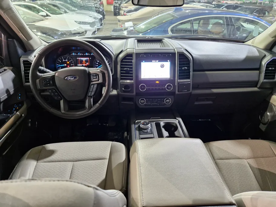 2019 Ford Expedition XLT 