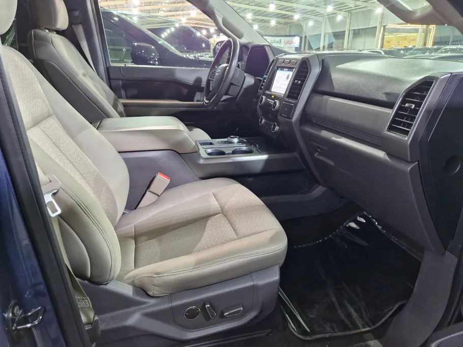 2019 Ford Expedition XLT 