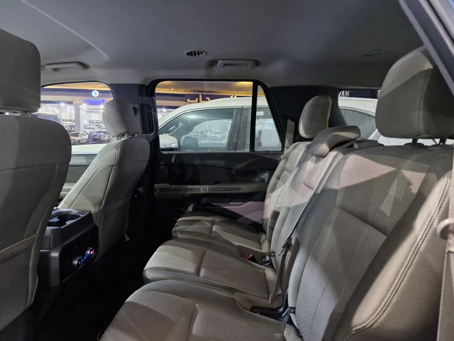 2019 Ford Expedition XLT 