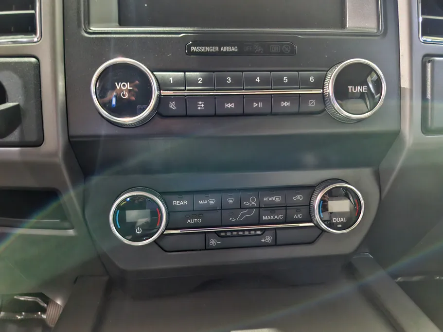 2019 Ford Expedition XLT 