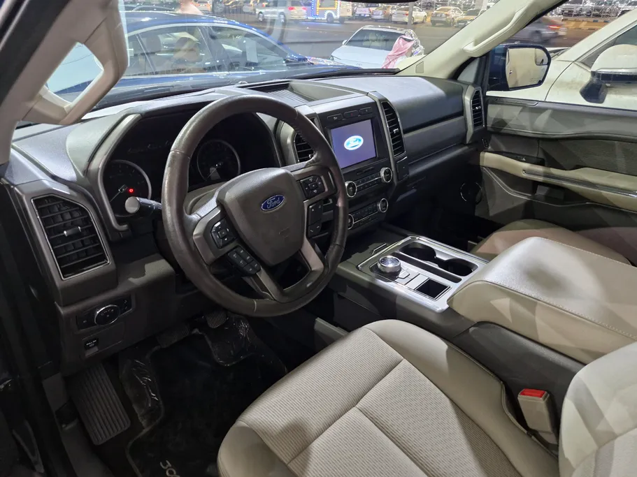 2019 Ford Expedition XLT 