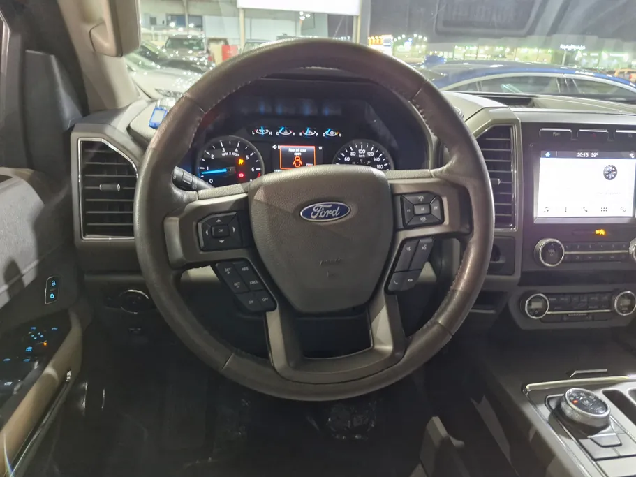 2019 Ford Expedition XLT 
