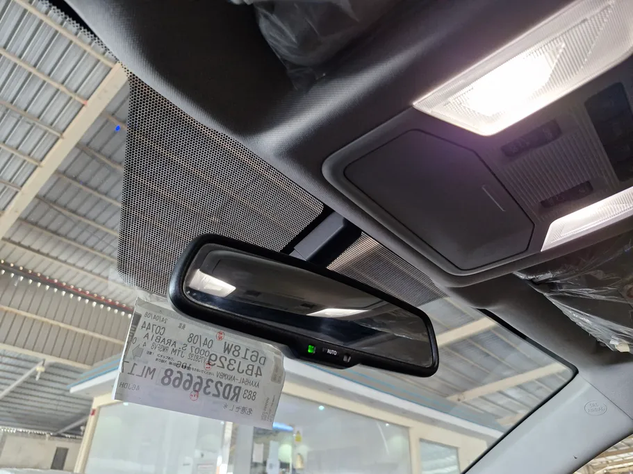 2024 Toyota RAV4 XLE HEV 