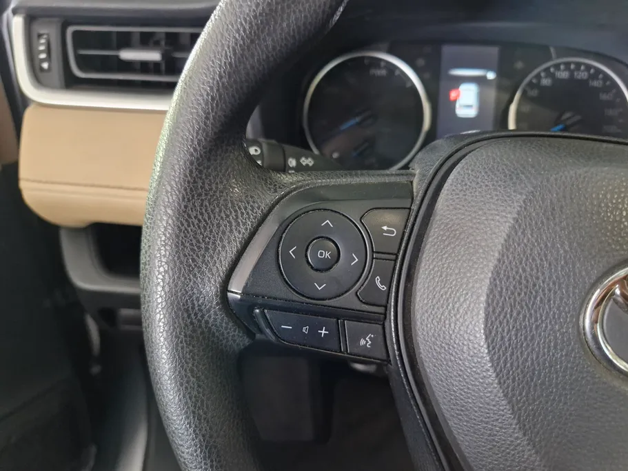 2024 Toyota RAV4 XLE HEV 