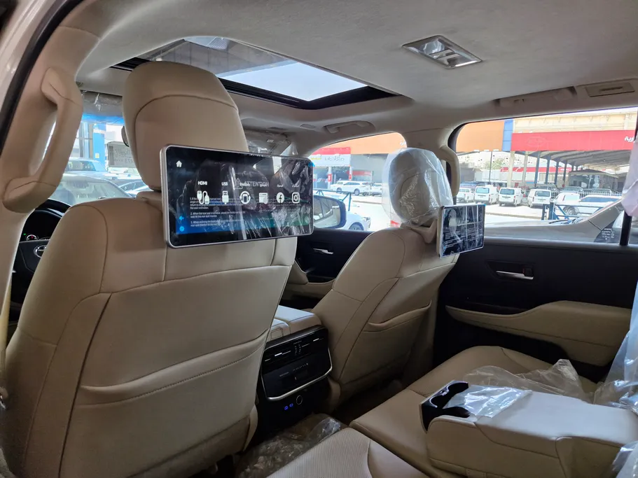 2023 Toyota Land Cruiser GXR5 